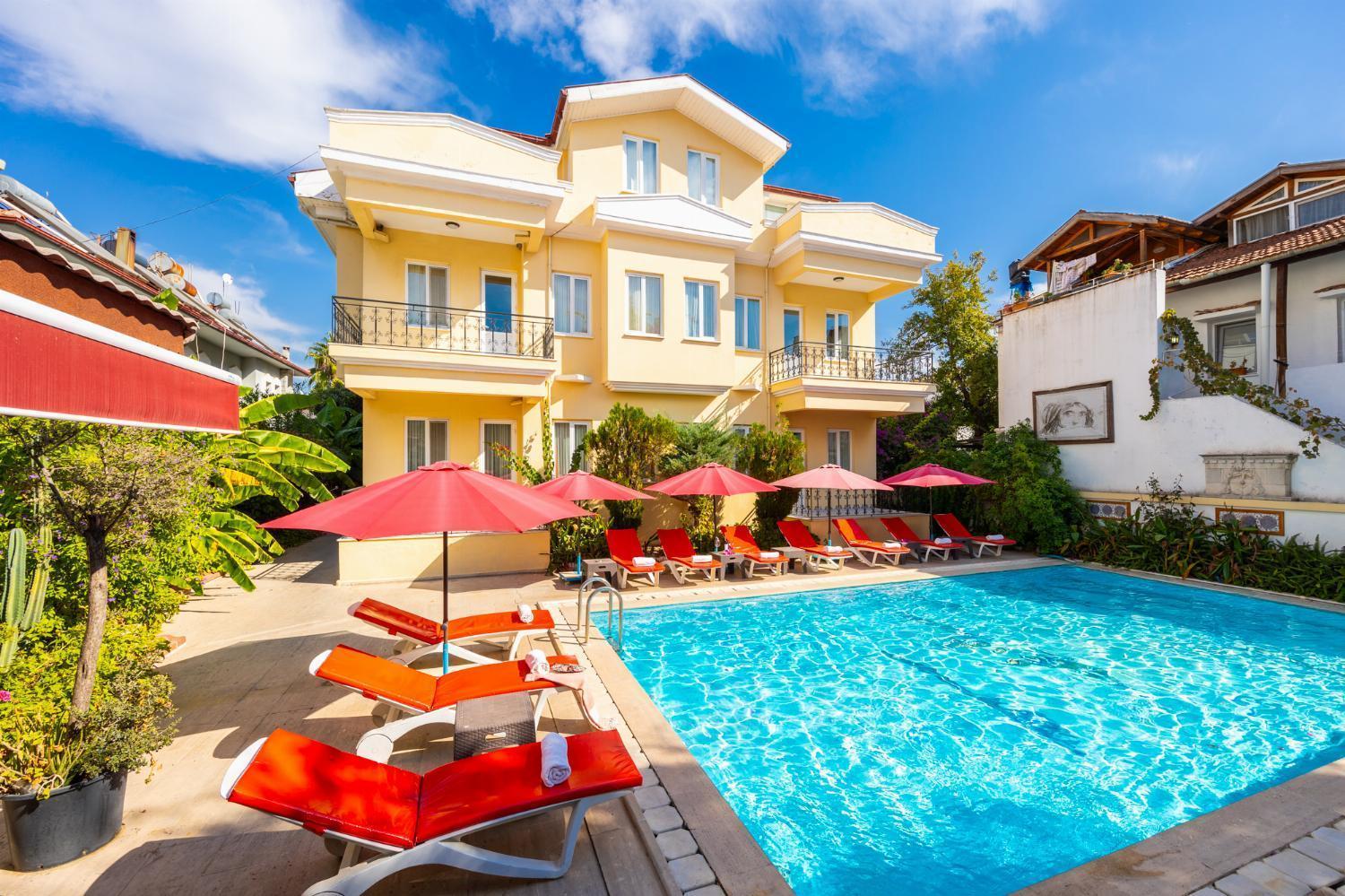 Grand Prestige Hotel Дальян Экстерьер фото